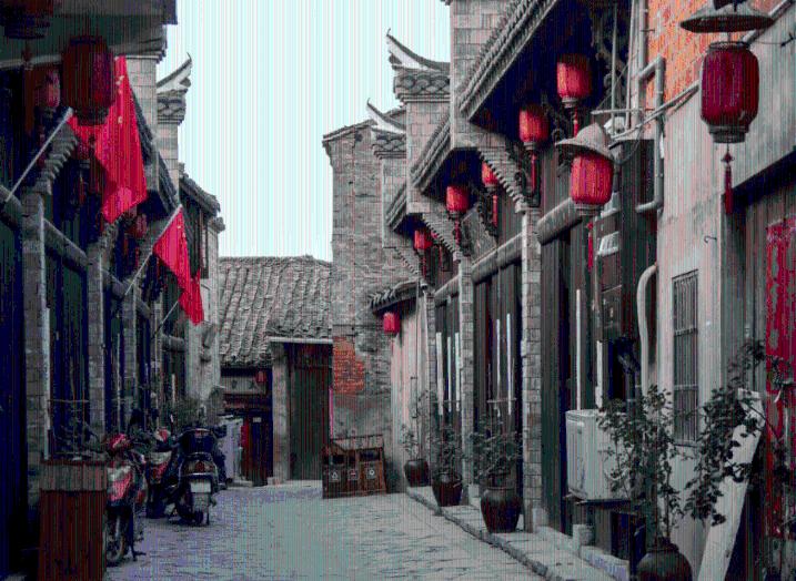 德系时尚A级车，颜值高、油耗低，配无边框车门，解读大众凌渡